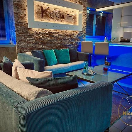 Nice Life - Luxury Apartment In The Old Town. Bratislava Ngoại thất bức ảnh